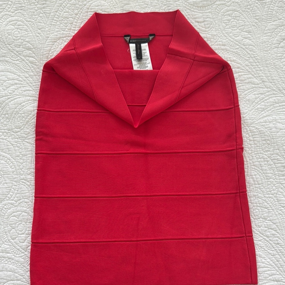 Bcbgmaxazria red skirt